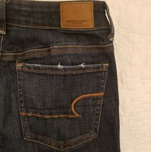 American Eagle Medium Wash Skinny Jean